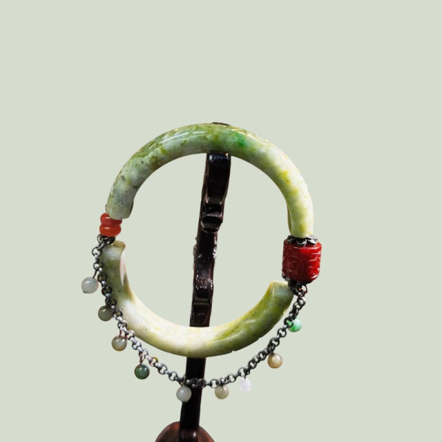 眼緣坊&時予鎏藏 天然 緬甸 翡翠 A貨 「山野藏翠・流蘇對鐲」 屏東市現貨 #翡翠之美 #翡翠鑑定師 台灣現貨