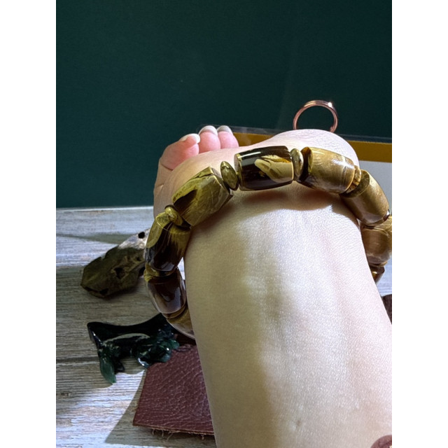 時予鎏藏&眼緣坊 畢業級 天然 緬甸 精工 白根 溶洞蜜 同料 ㄧ刀料 妖花 大桶珠 18.5手圍 中地大國檢證書02481 屏東市現貨 只此一條🙏 琥珀 根珀