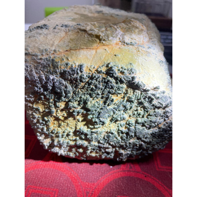 眼緣坊 墨翠 老皮殻 皮殻細膩緊緻 重手 石型完整 包漿起皺 爆肉  約5kg 高雄現貨 緬甸 翡翠 原石 附中維大證書