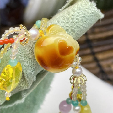 眼緣坊 天然 公主風 蜜蠟 戒指/萬能扣，俄料大滿蠟蜜蠟熊頭戒指(附地大證書) 設計款~屏東現貨