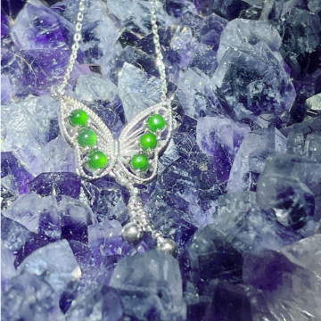 眼緣坊 天然 翡翠 A貨 s925銀 蝴蝶🦋項鍊 高冰玻璃辣綠 鑲嵌 瓜地馬拉 純天然 蝴蝶 🦋 項鍊 皮東市現貨