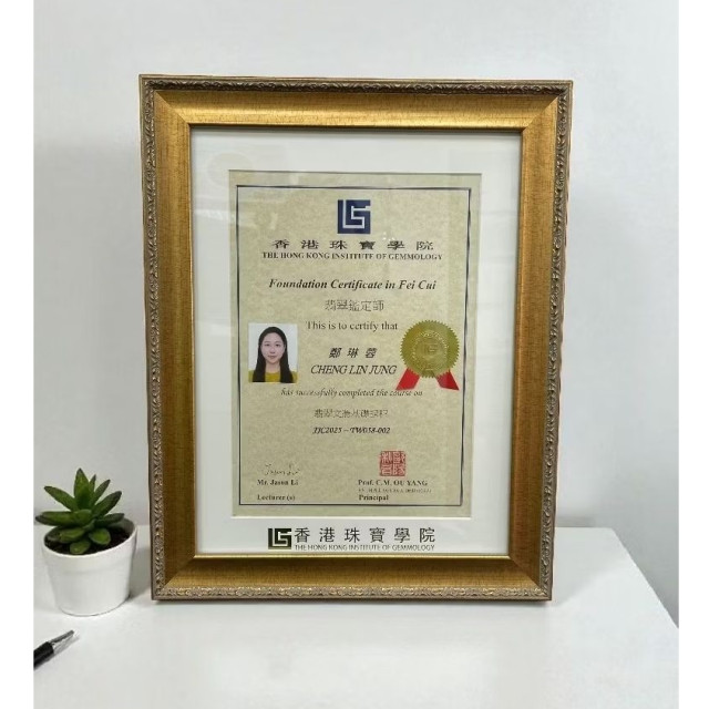 眼緣坊 闆娘公告區:6月回血月!各種天然蜜蠟琥珀 和田玉鐲玉飾 人養玉 玉養人 翡翠原石